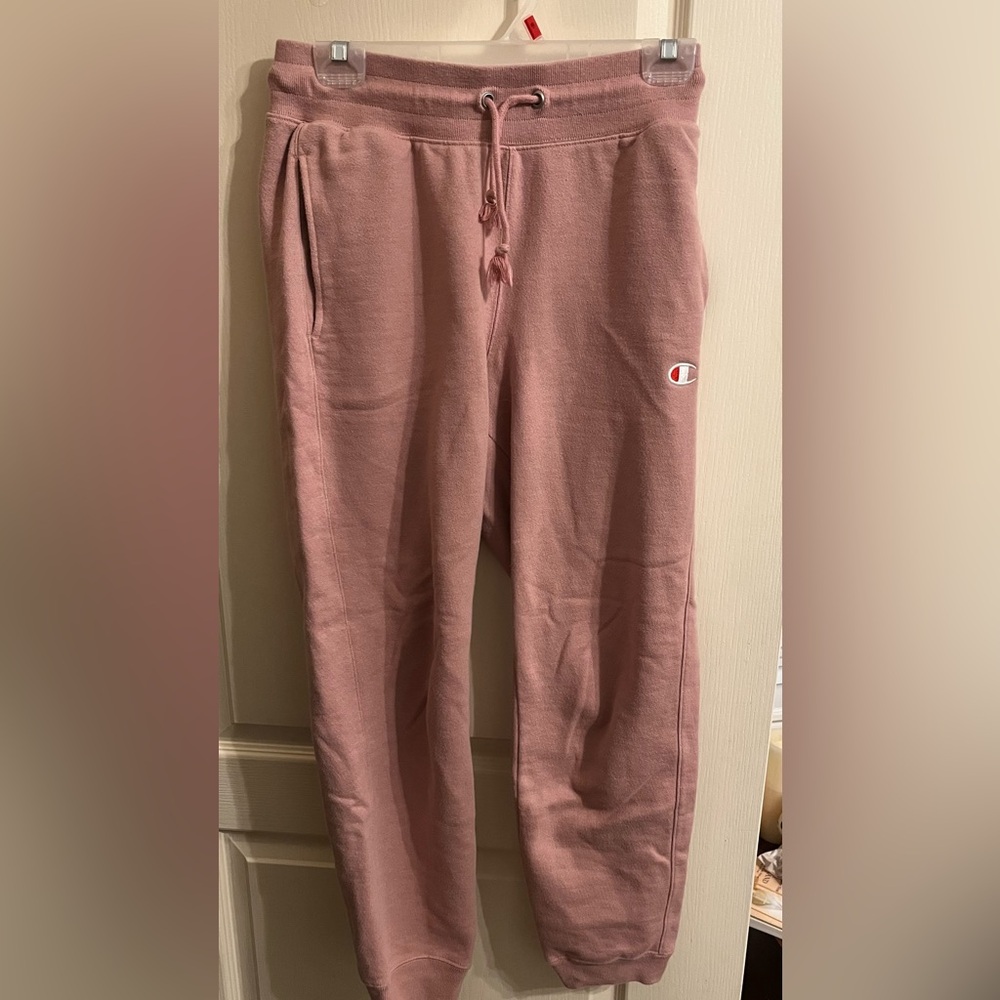 Champion | Pink Woman’s Reverse Weave Sweatpants | Medium